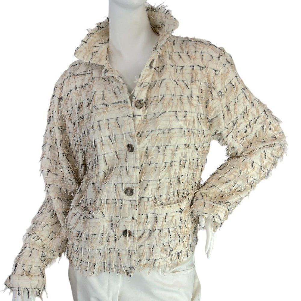 Kindred Spirit Vintage 1980s Short Fringed Handwoven White Jacket Size Large